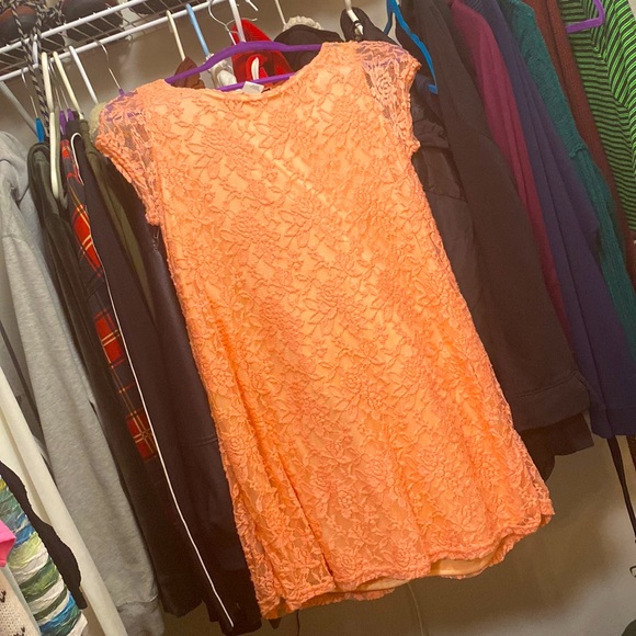 Dress - Picture 1 of 2